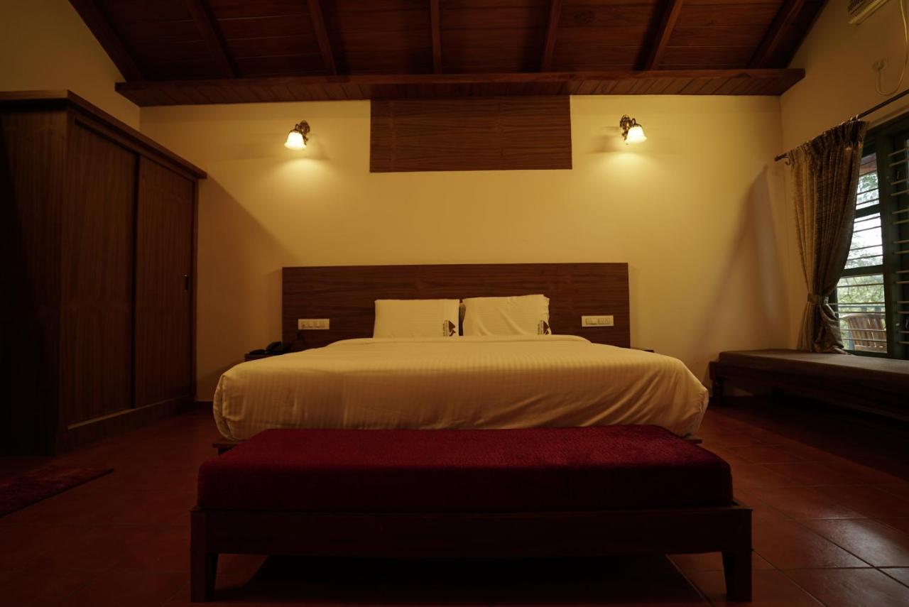 Hotel Coorggavadana Madikeri Exterior foto