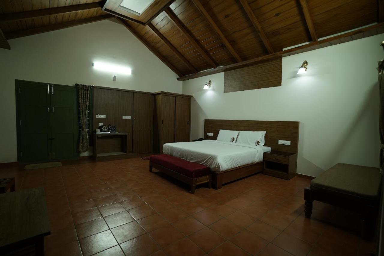 Hotel Coorggavadana Madikeri Exterior foto