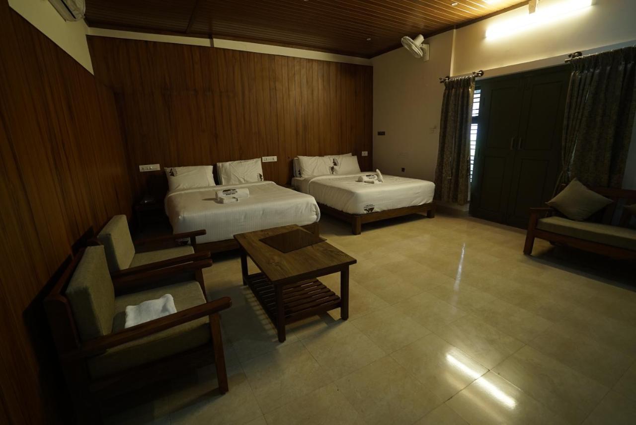 Hotel Coorggavadana Madikeri Exterior foto